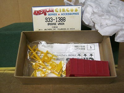 Walthers 933-1388 HO American Circus Baggage Wagon Kit