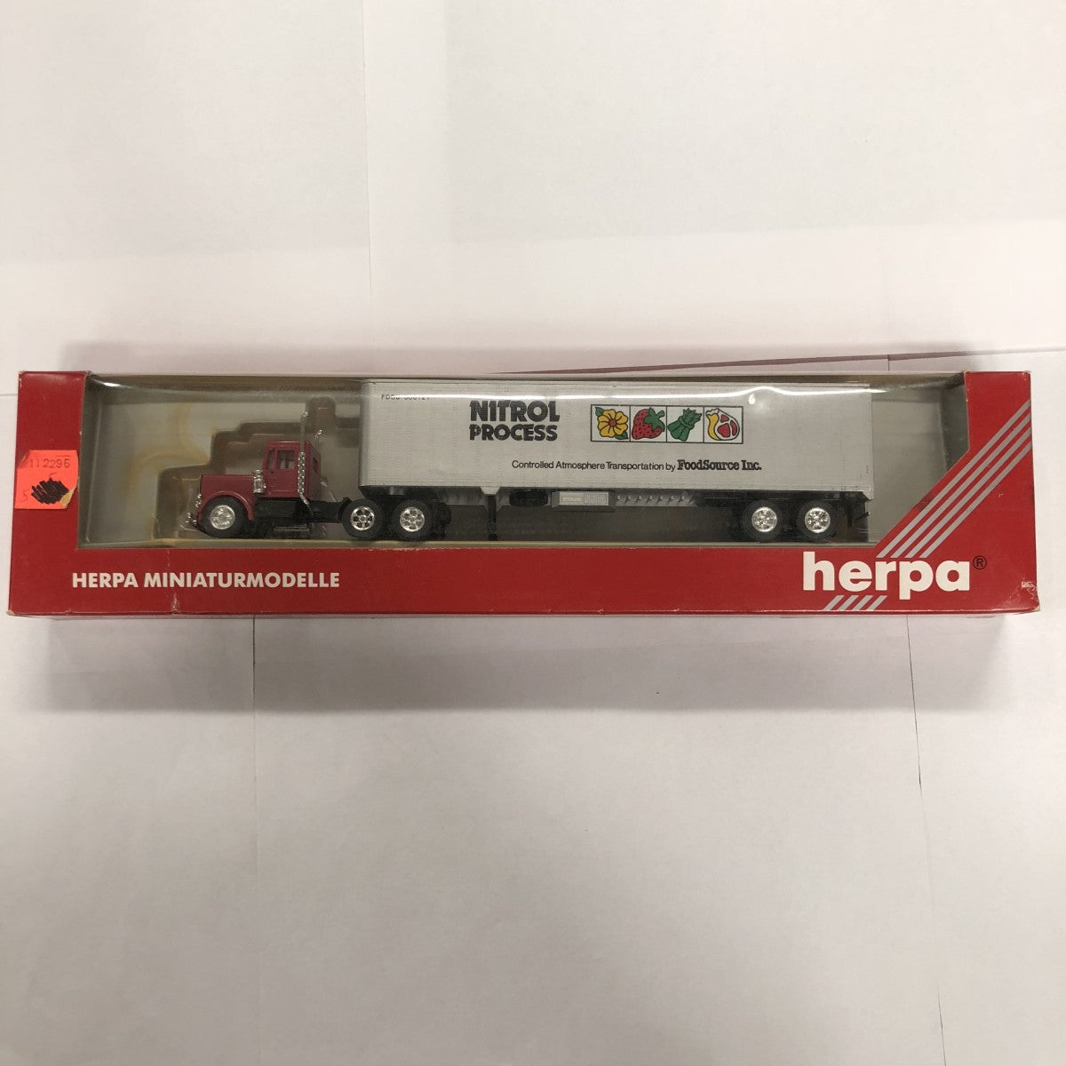 Herpa 141352 HO Nitrol Process Food Peterbilt 45’ Trailer