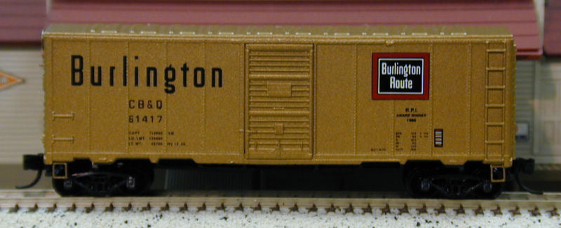 Deluxe Innovations 130702 N CB&Q 1944 AAR 40' Boxcar (Set of 2)