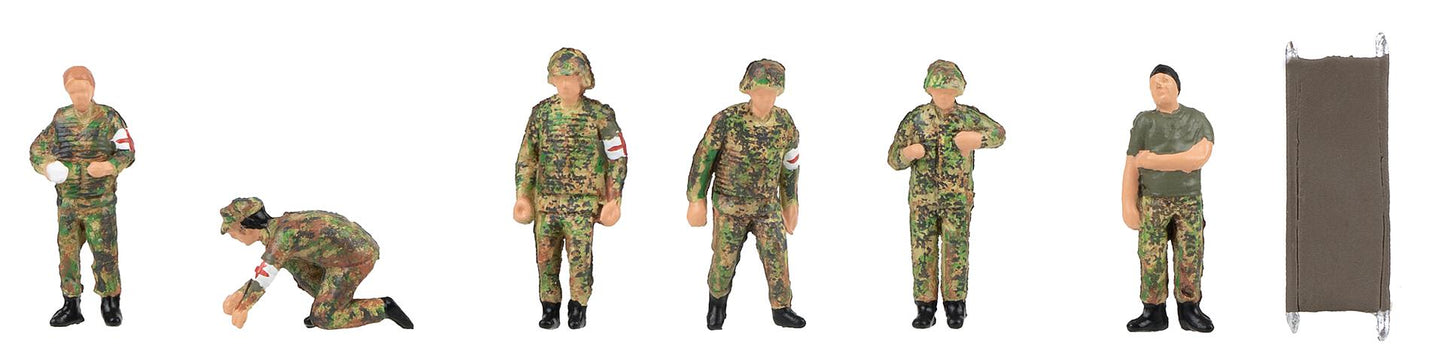 Faller 151752 HO Soldiers in Medical Service Figures (Set of 6)