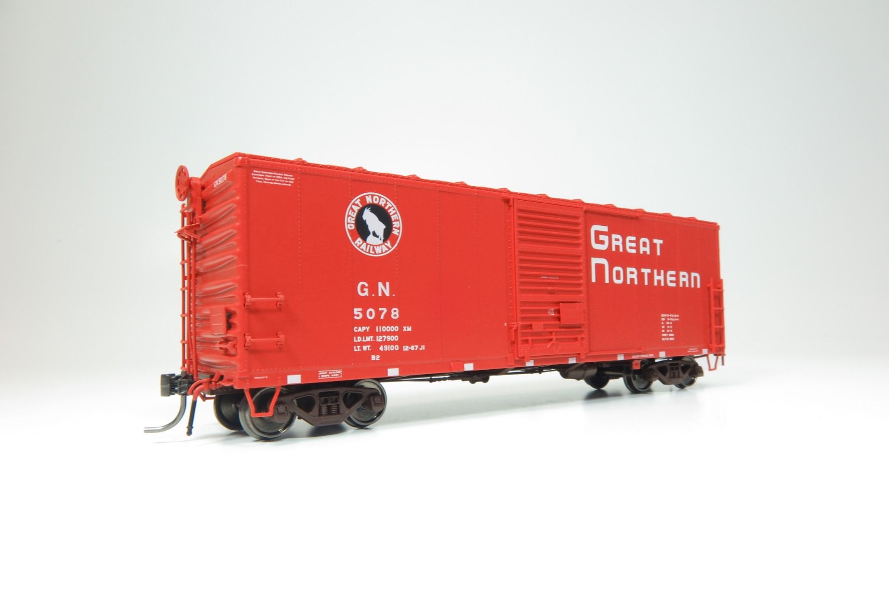 Rapido Trains 155008A HO Great Northern 40'' Boxcar with Late IDNE Trainz