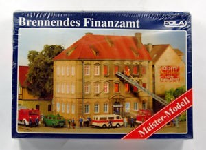 Pola 160 HO Brennendes Finanzant Tax Ofiice on Fire Building Kit