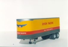 Berkshire Valley 270 O Union Pacific 32' Round Nose Tandem Axle Trailer Kit