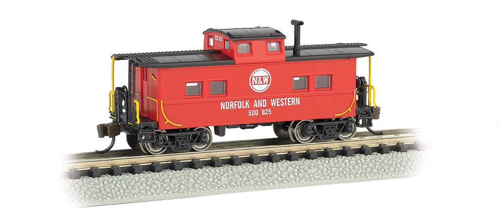 Bachmann 16865 N Norfolk and Western Red Northeast Steel Caboose #500825