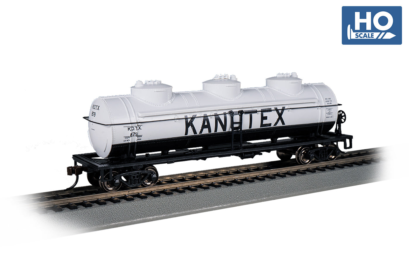 Bachmann 17113 HO Scale Kanotex 40' 3-Dome Tank Car Road # 879