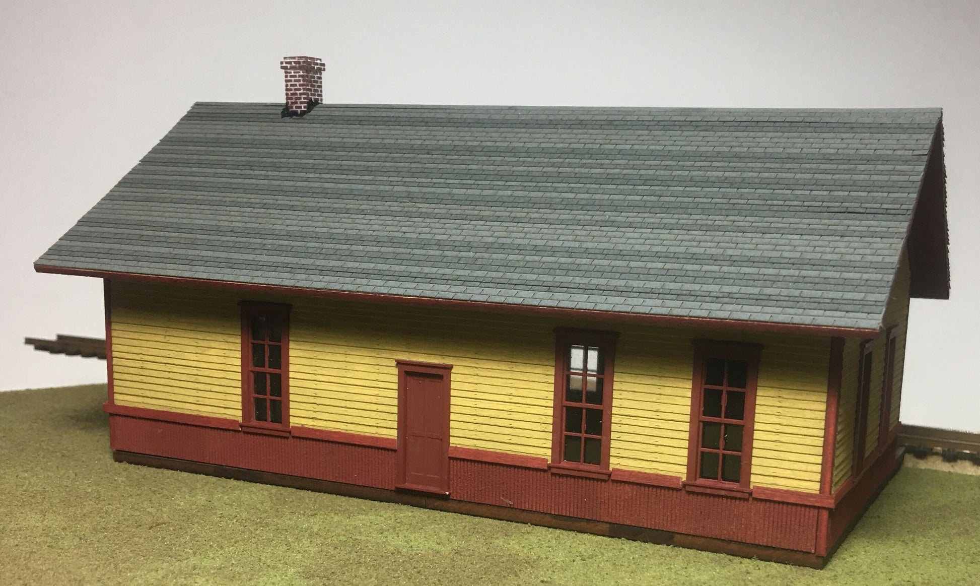 Motrak Models 13008 N Cimarron Depot Laser-Cut Wood Kit