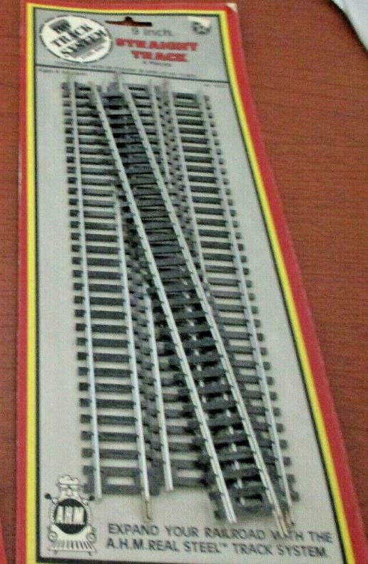 AHM 18022 HO 9 Inch Straight Track (Pack of 4)