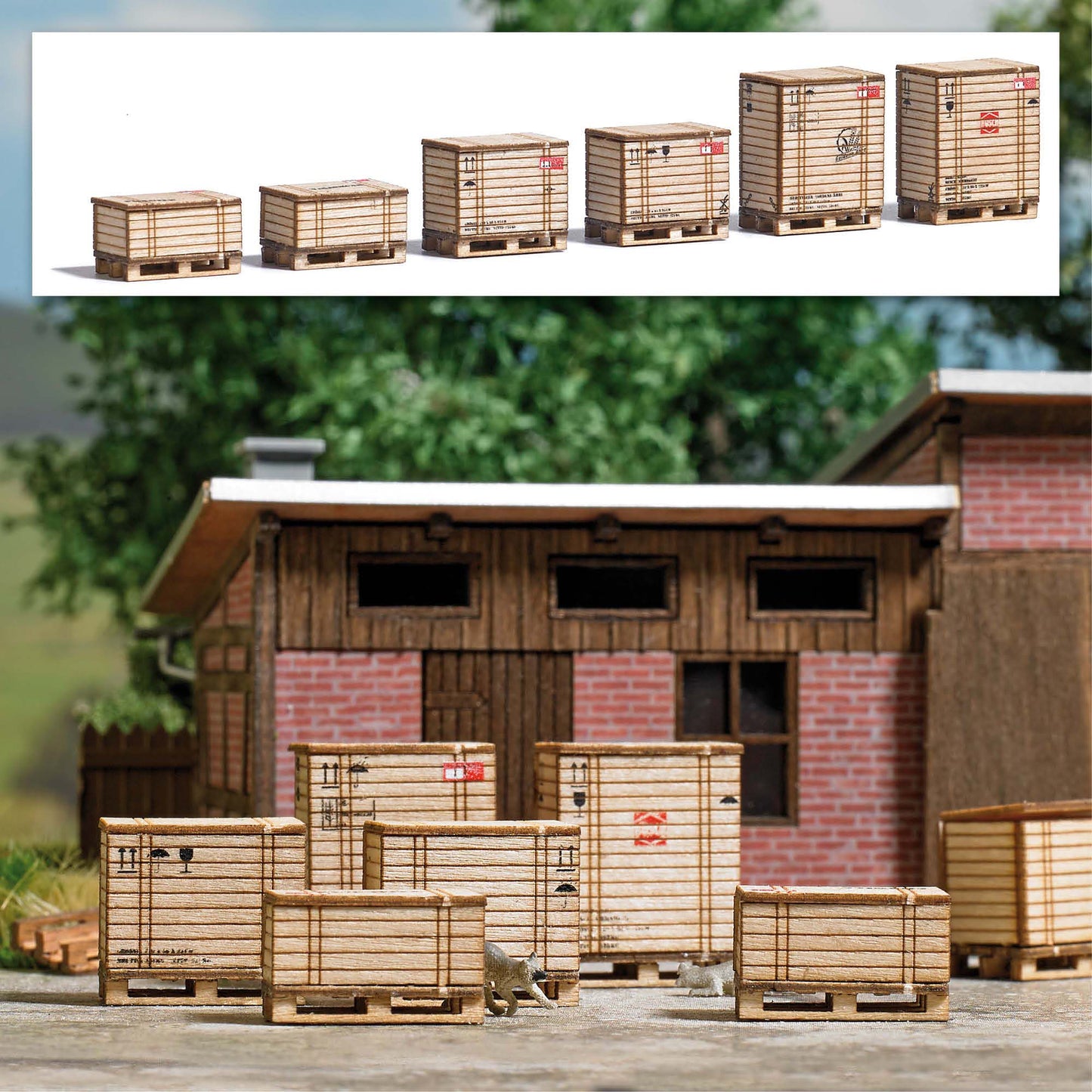Busch 1811 HO Wooden Pallets & Crates (Set of 12)