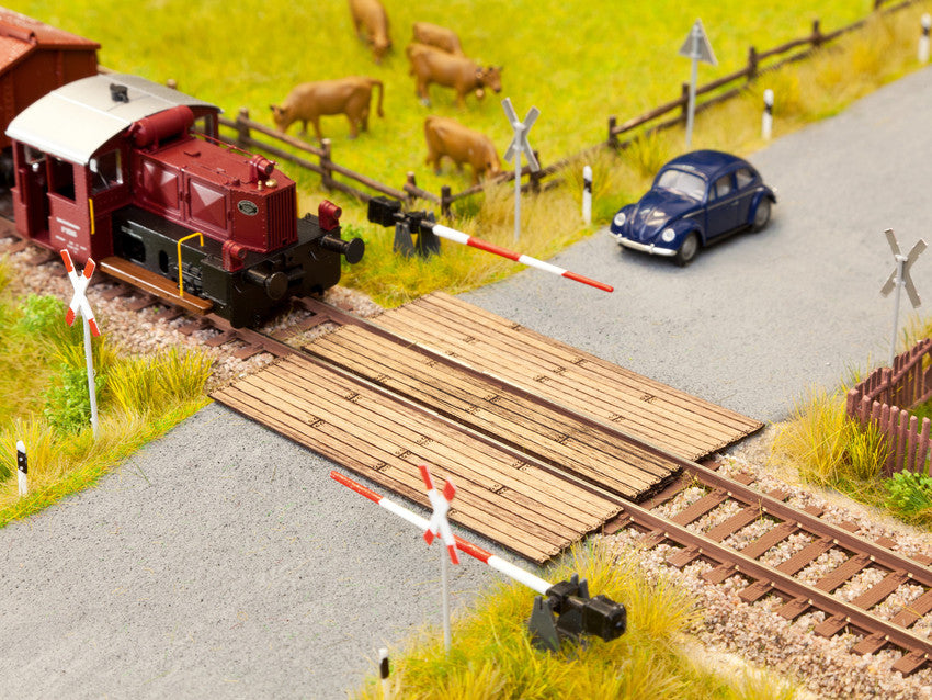 Noch 14305 HO Wooden Plank Crossing Kit