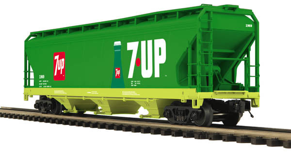 MTH 20-97713 7UP 3-Bay Centerflow Hopper