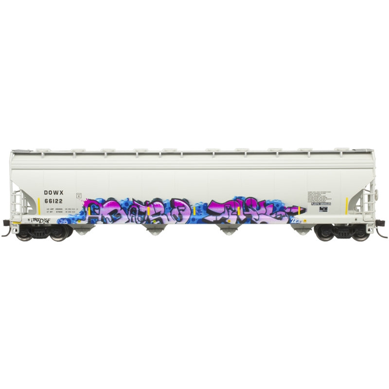 Atlas 50005645 N DOWX ACF5800 Plastics Hopper with Christmas Graffiti #66122