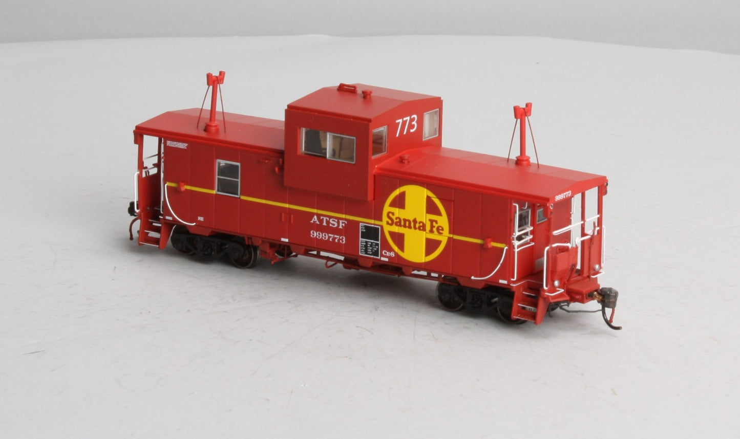 Rapido Trains 110070 HO Atchison,Topeka & Santa Fe Wide-Vision Caboose #999773