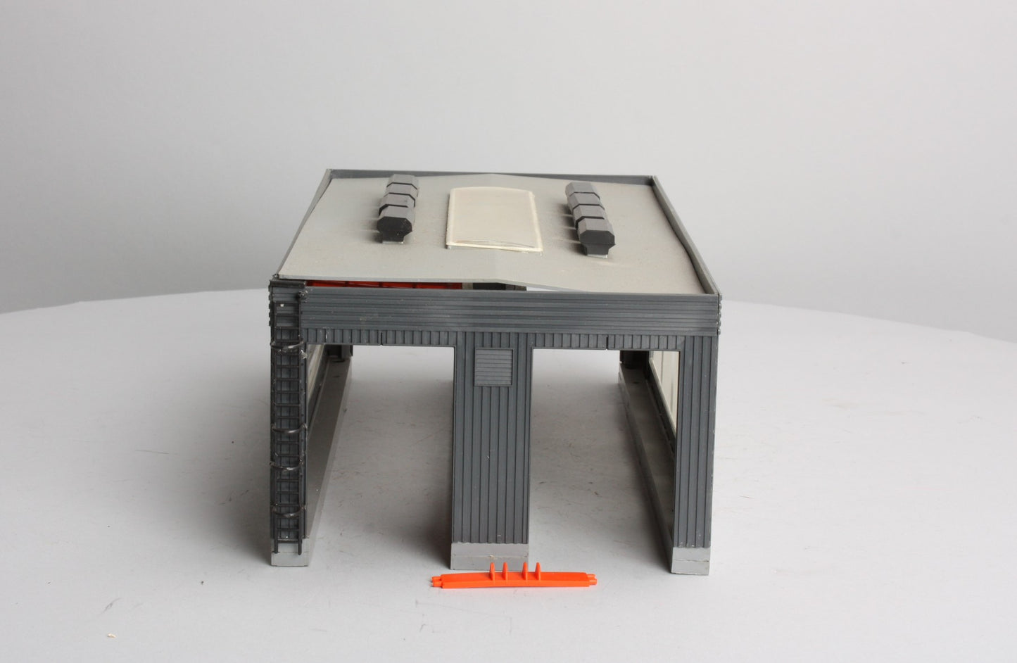 Marklin 55170 Locomotive Shed (Assembled)