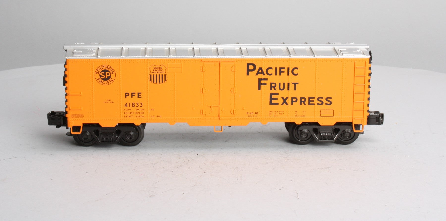 Industrial Rail 1002302-2 O Gauge Pacific Fruit Express Reefer Car No. 41833