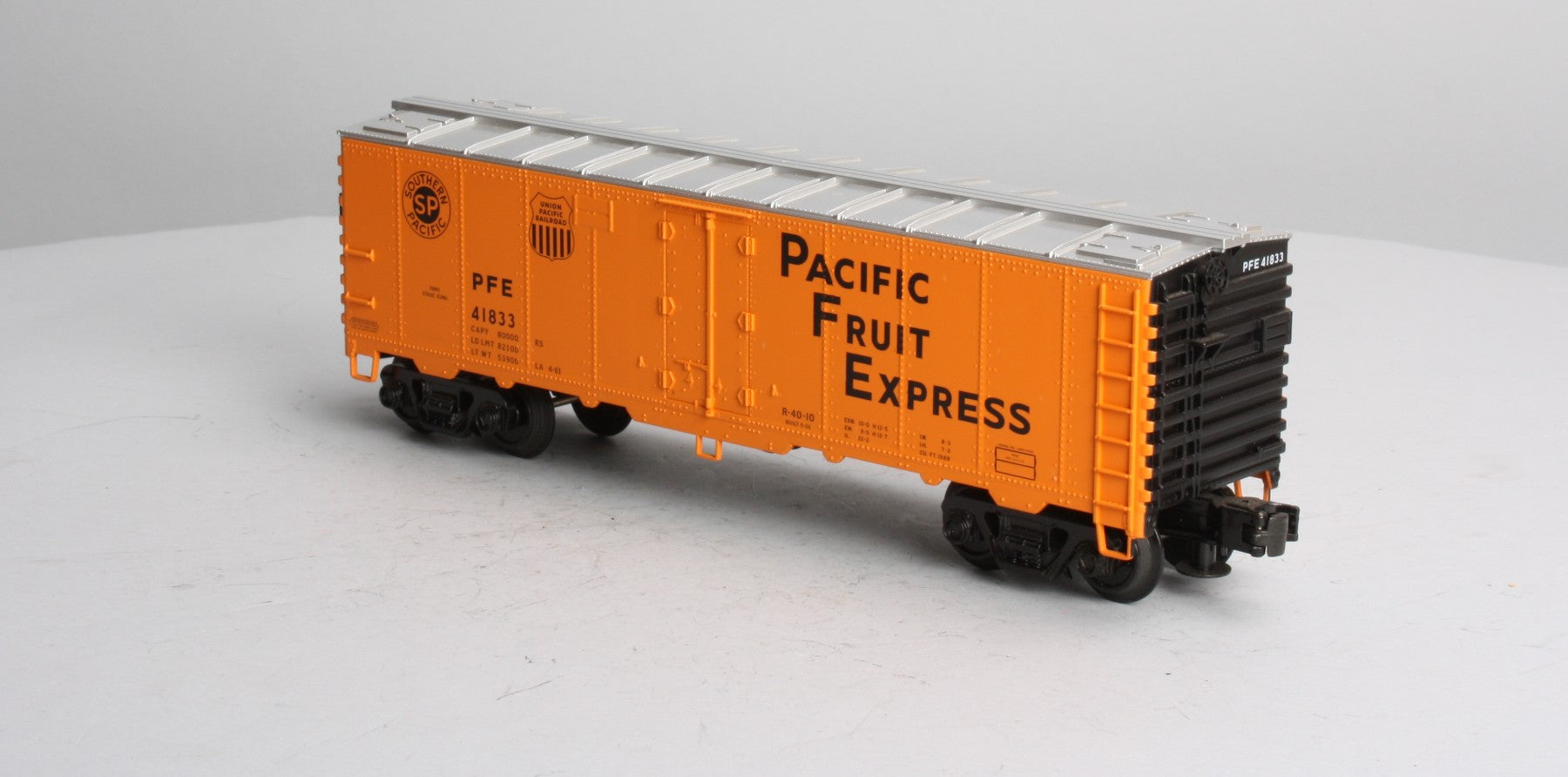 Industrial Rail 1002302-2 O Gauge Pacific Fruit Express Reefer Car No. 41833