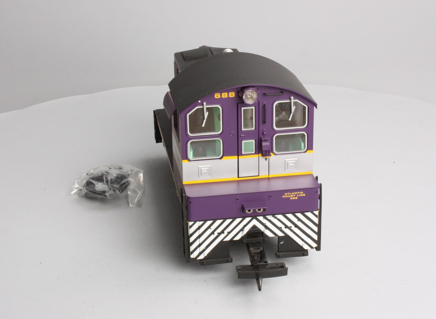 USA Trains 22053 G Atlantic Coast Line 20-Ton Powered Diesel Locomotive
