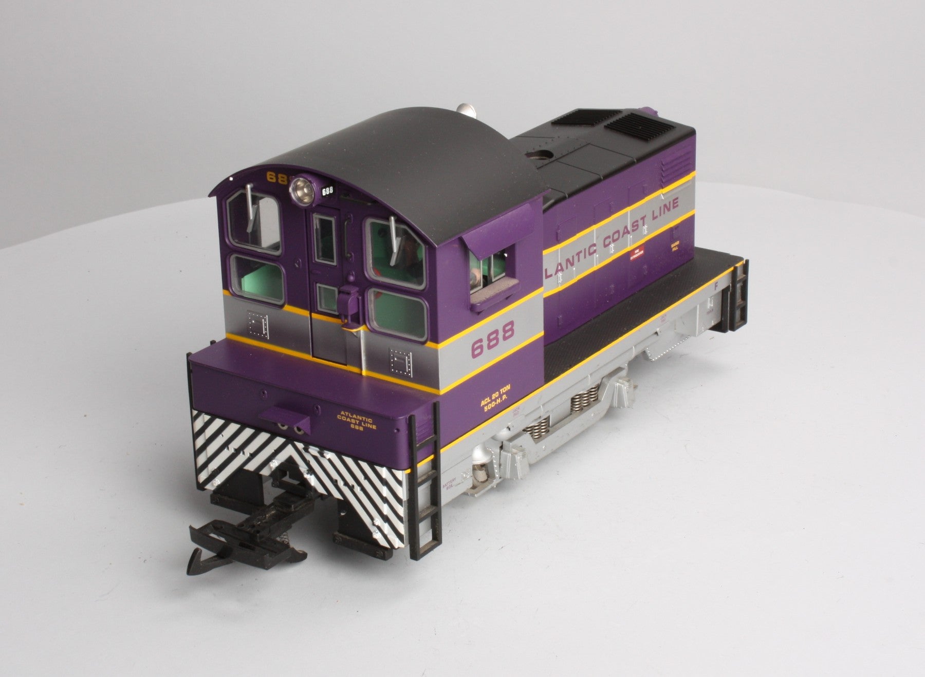 USA Trains 22053 G Atlantic Coast Line 20-Ton Powered Diesel Locomotive