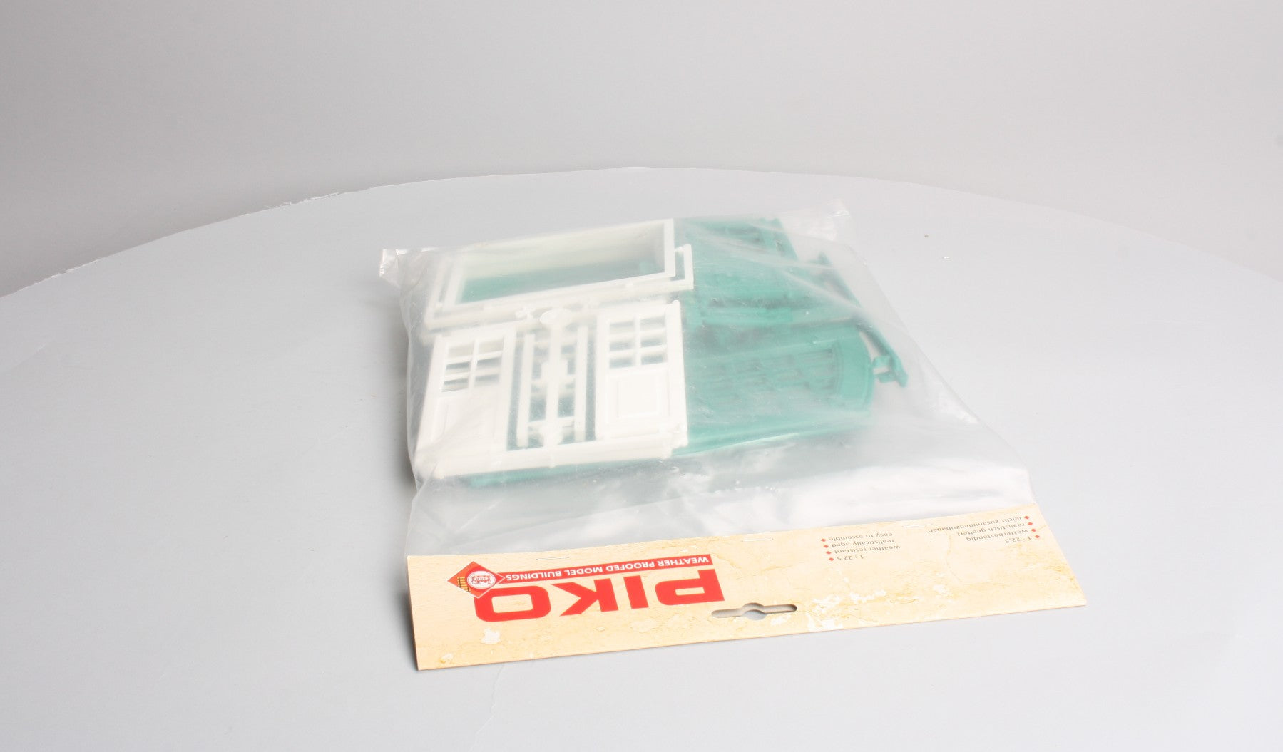 Piko 62800 G Scale Doors Kit