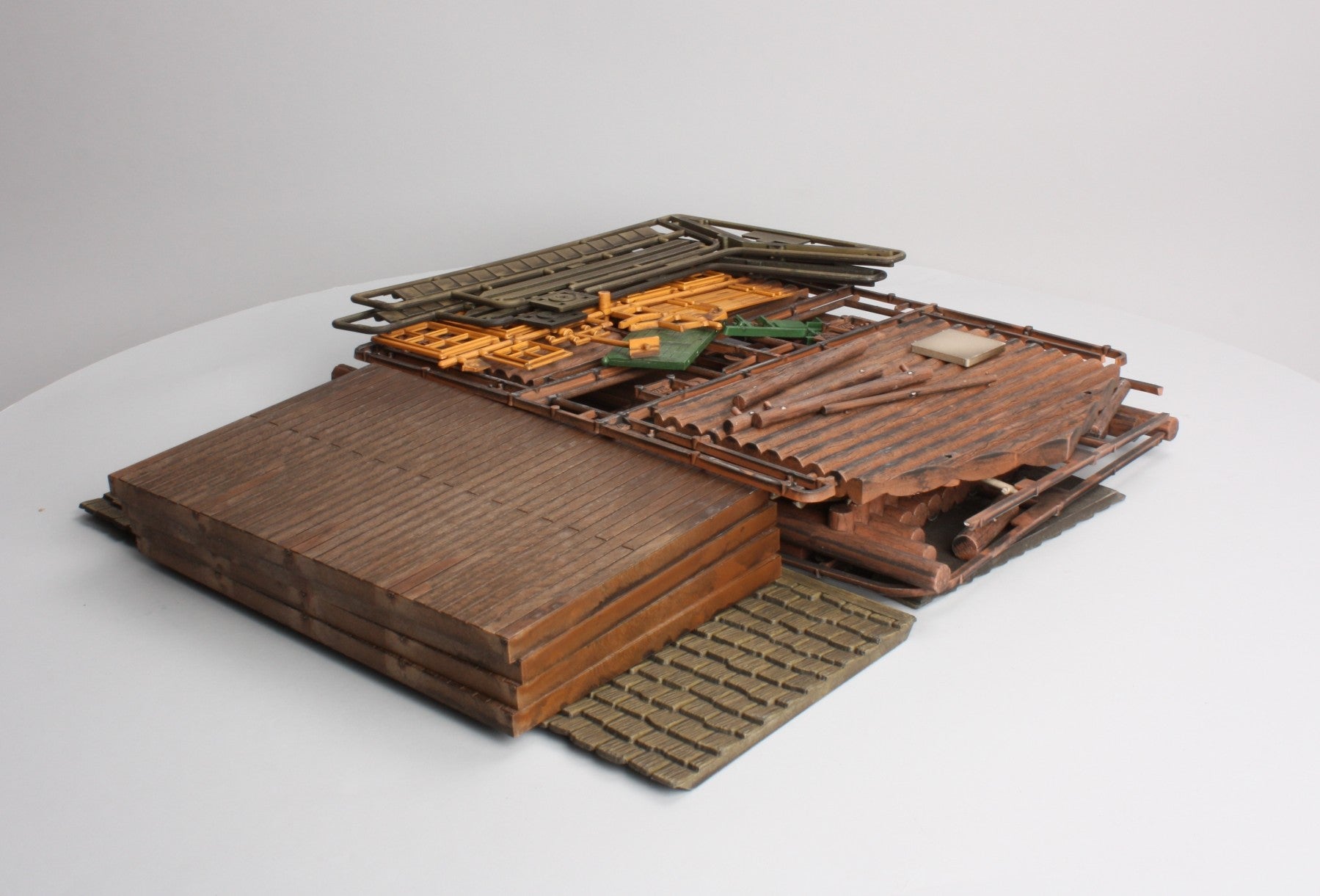 Pola 331722 G Log Cabin Kit