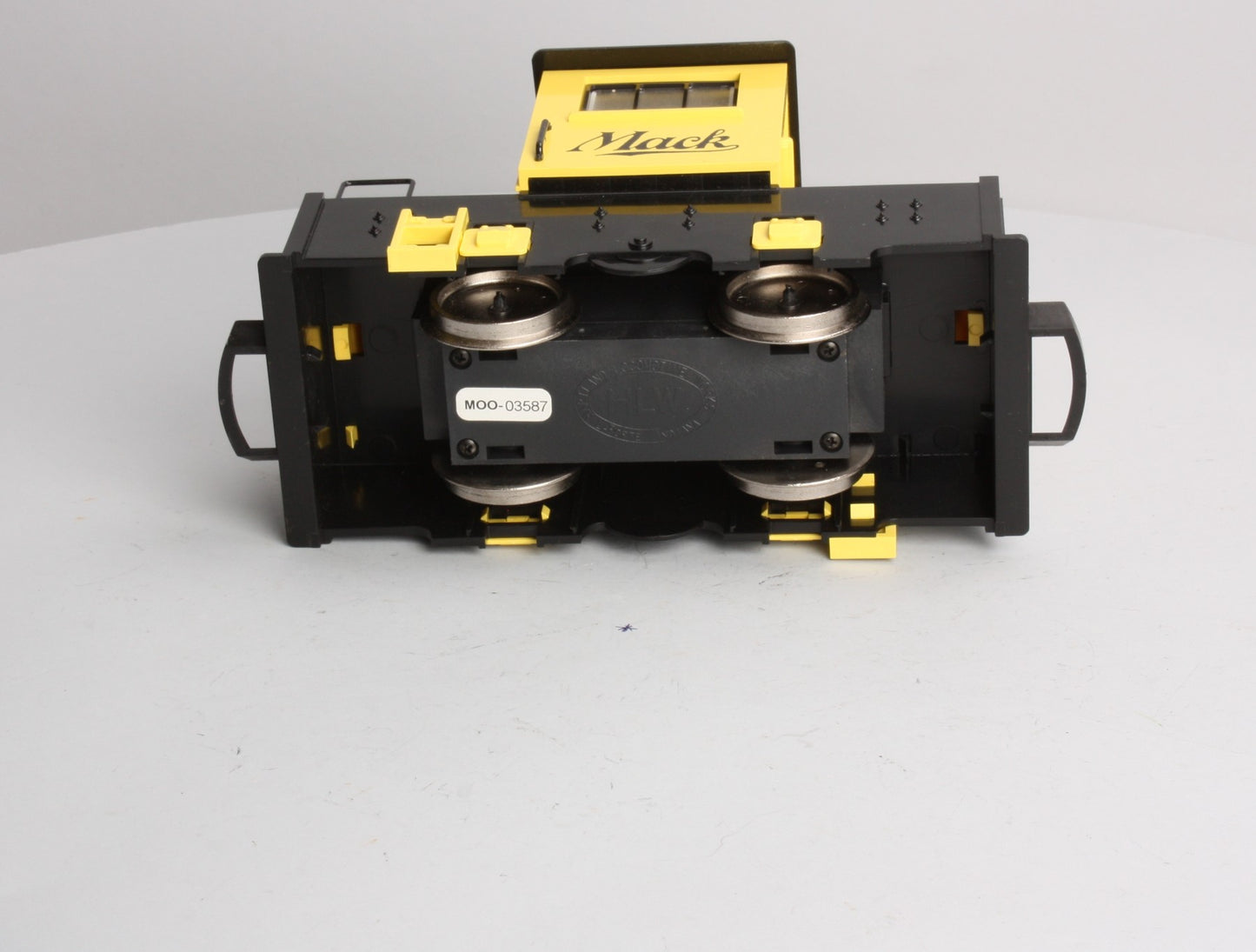 Hartland 09701 G Scale Yellow Mighty Mack Diesel Switcher