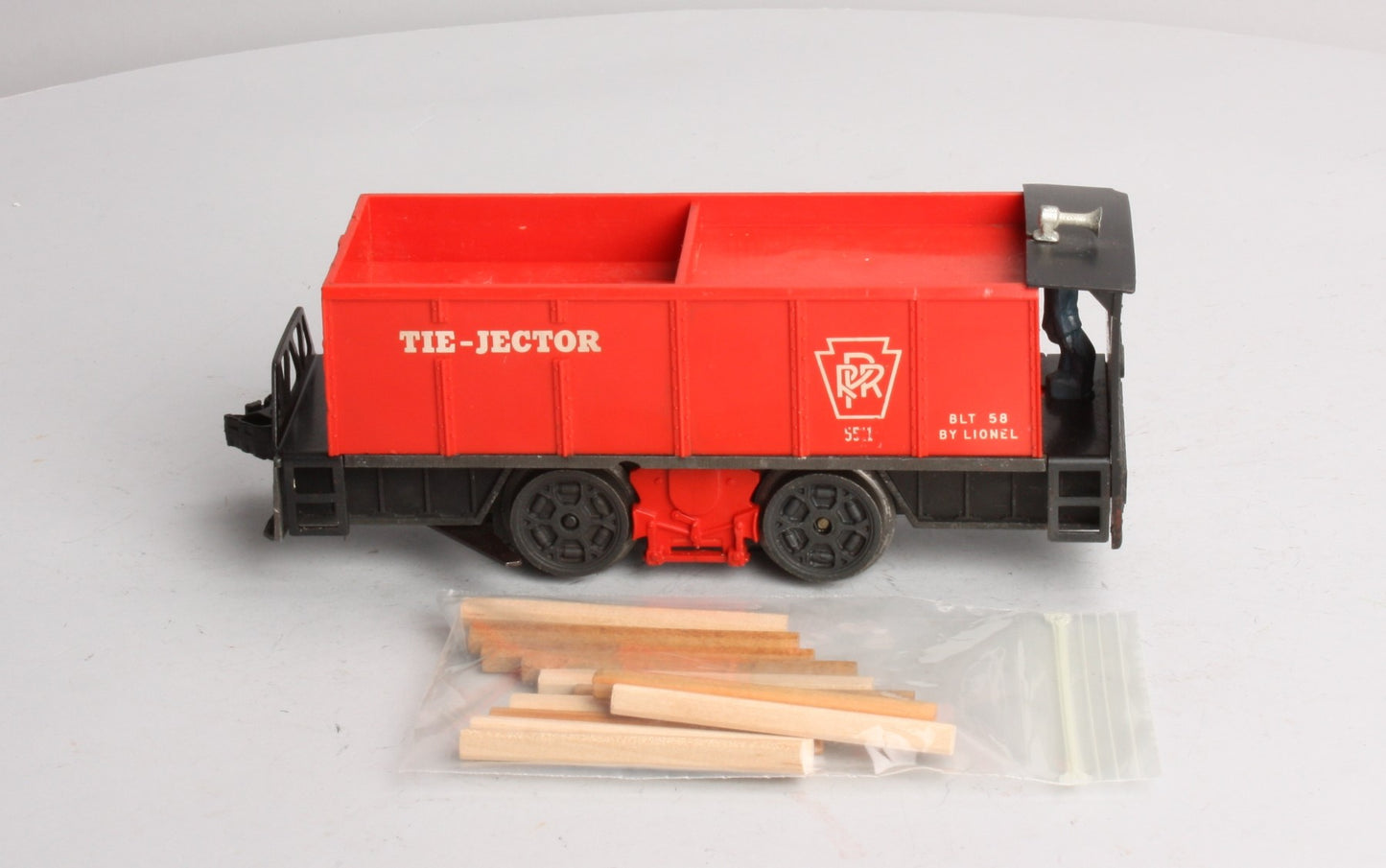 Lionel 5511 Vintage O Tie-Jector - DO NOT USE - See 55 Instead