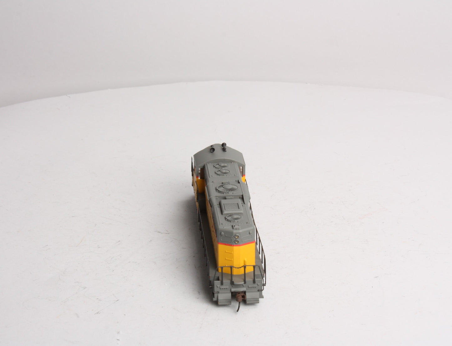 Walthers 931-102 HO Union Pacific EMD GP9M Diesel Loco #289 - Standard DC
