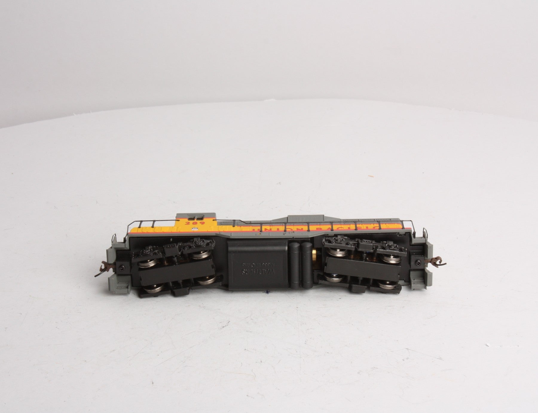 Walthers 931-102 HO Union Pacific EMD GP9M Diesel Loco #289 - Standard DC