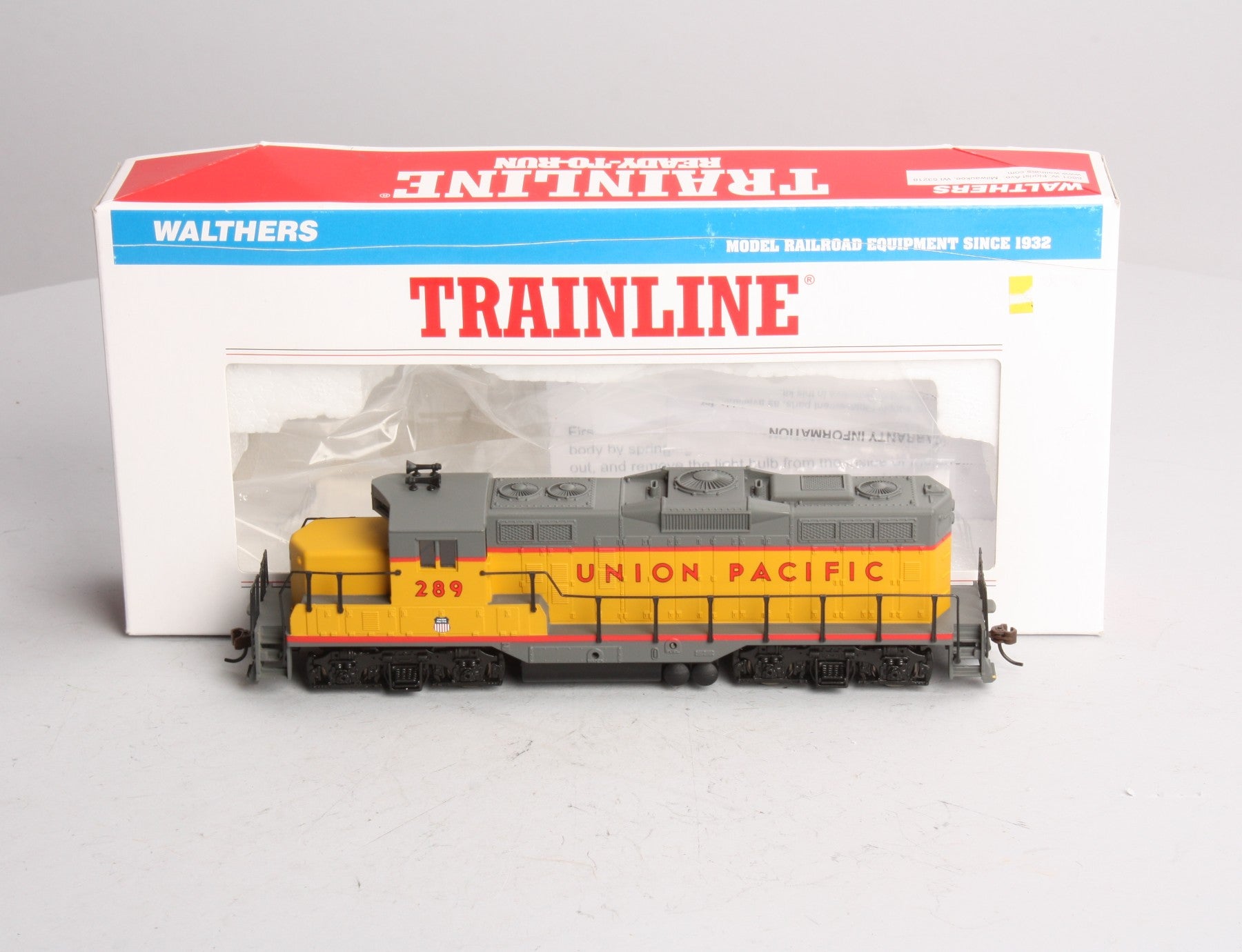 Walthers 931-102 HO Union Pacific EMD GP9M Diesel Loco #289 - Standard DC