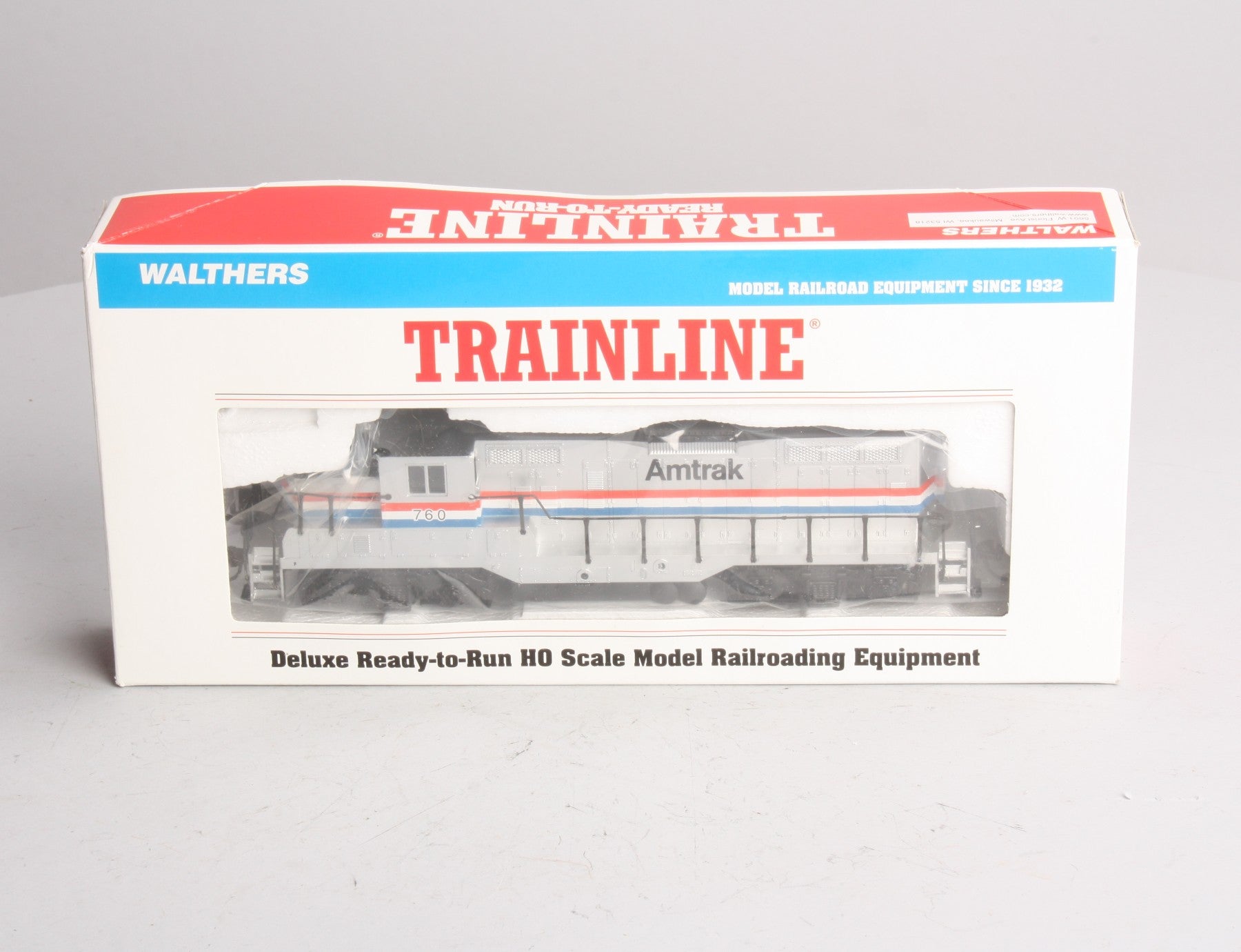 Walthers 931-123 HO Scale Amtrak GP-9M Diesel Locomotive #760