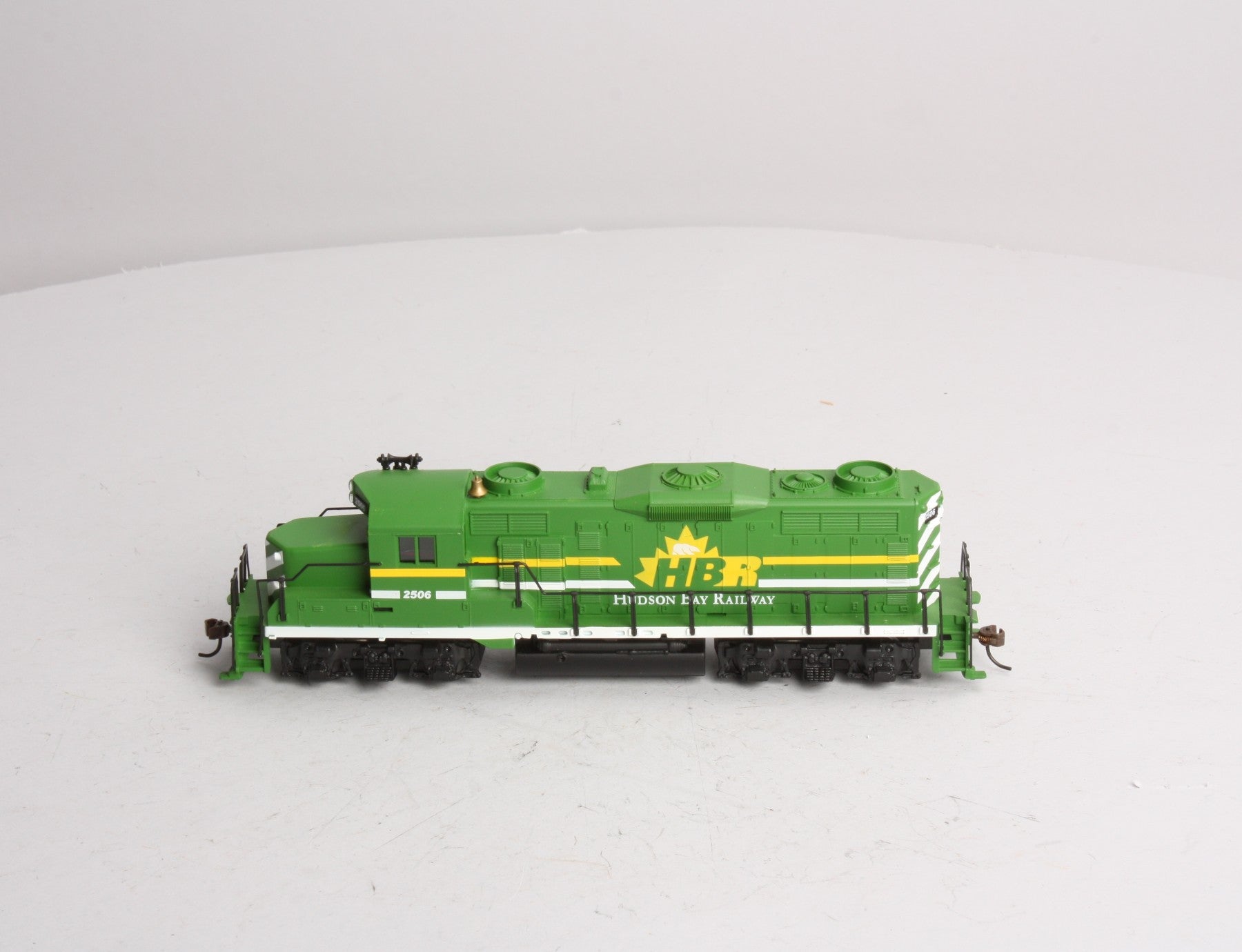 Model Power 96855 HO Scale Hudson Bay Railway GP-20 Dual Drive Diesel