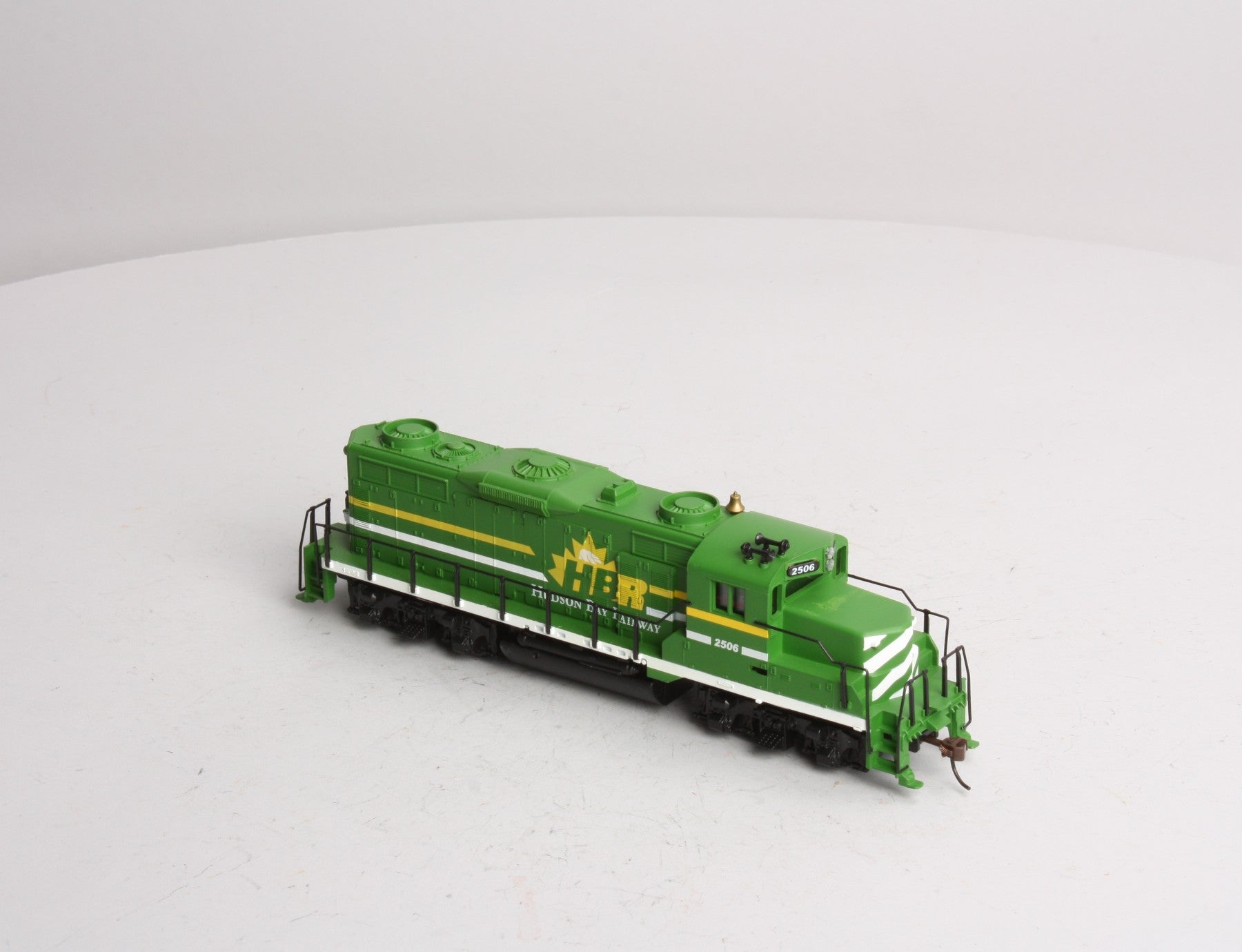 Model Power 96855 HO Scale Hudson Bay Railway GP-20 Dual Drive Diesel
