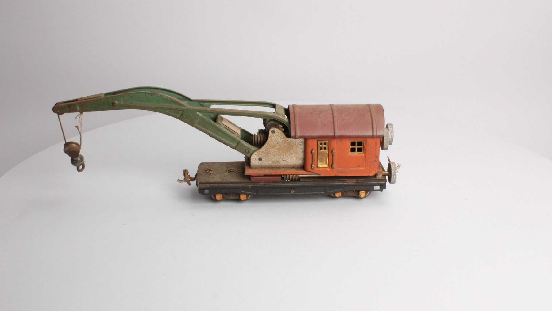 Lionel 810 Vintage O Operating Tinplate Crane