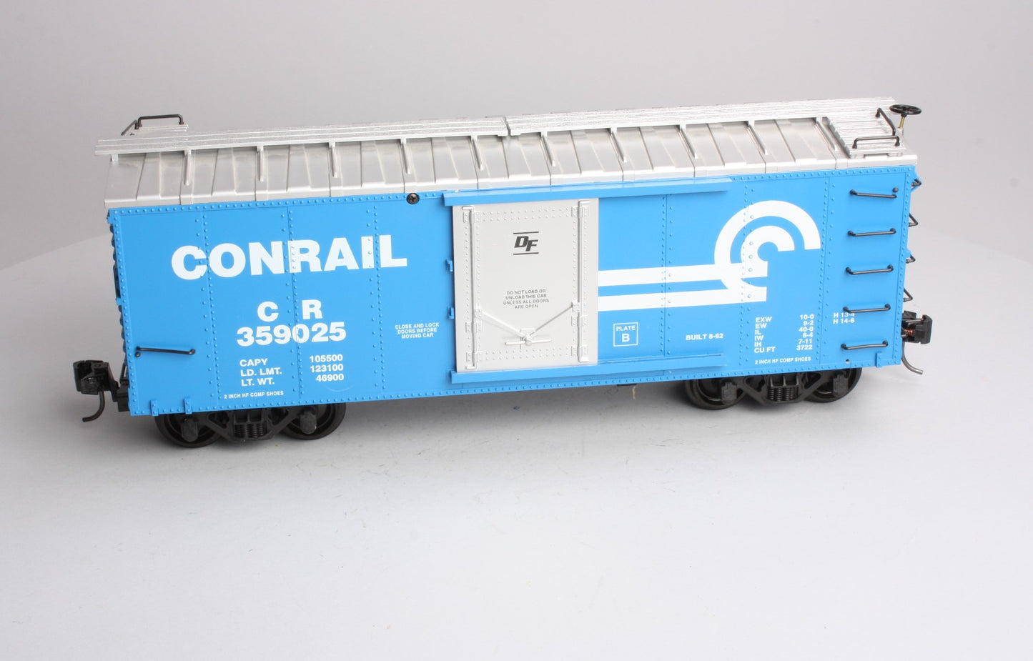 USA Trains R19047A G Conrail Steel Boxcar #359025