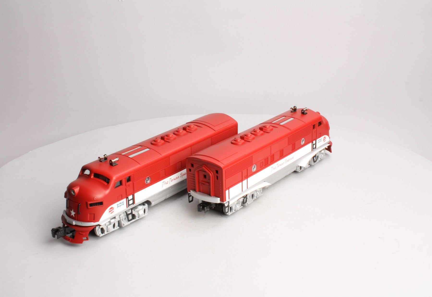 Williams 20197 O Gauge Texas Special F-3 AA Diesel Locomotive Set