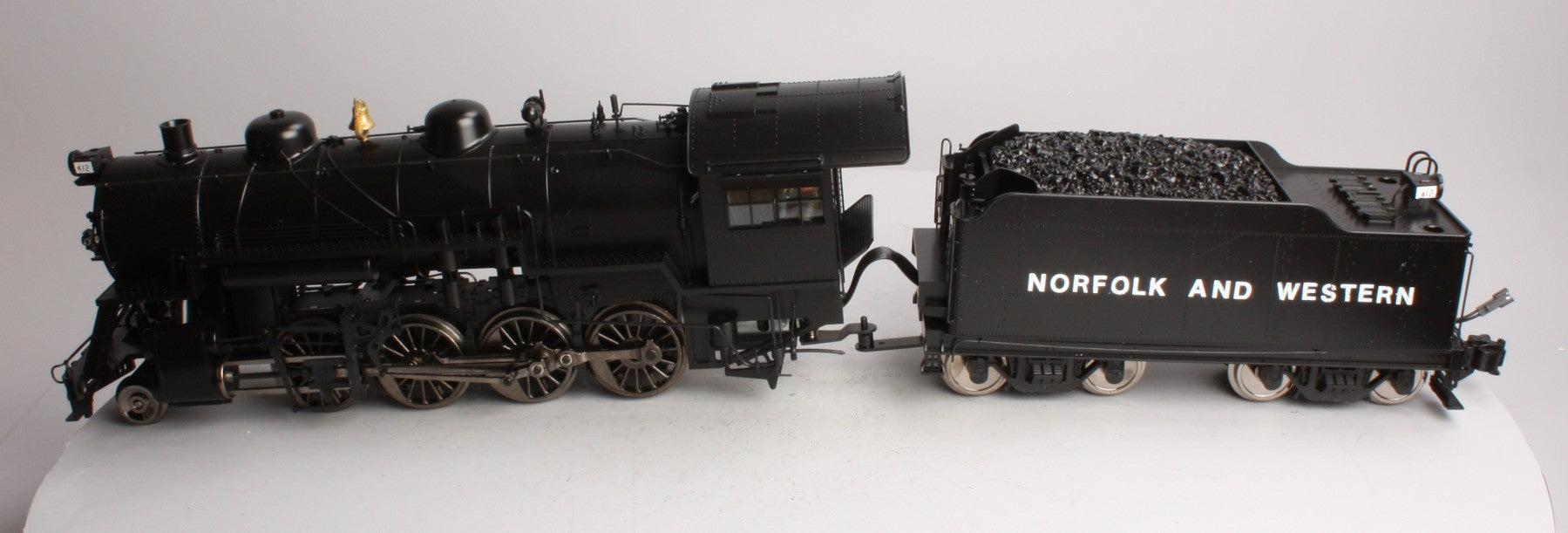Aristo-Craft 20600 G Undecorated 2-8-0 Consolidation Steam Locomotive
