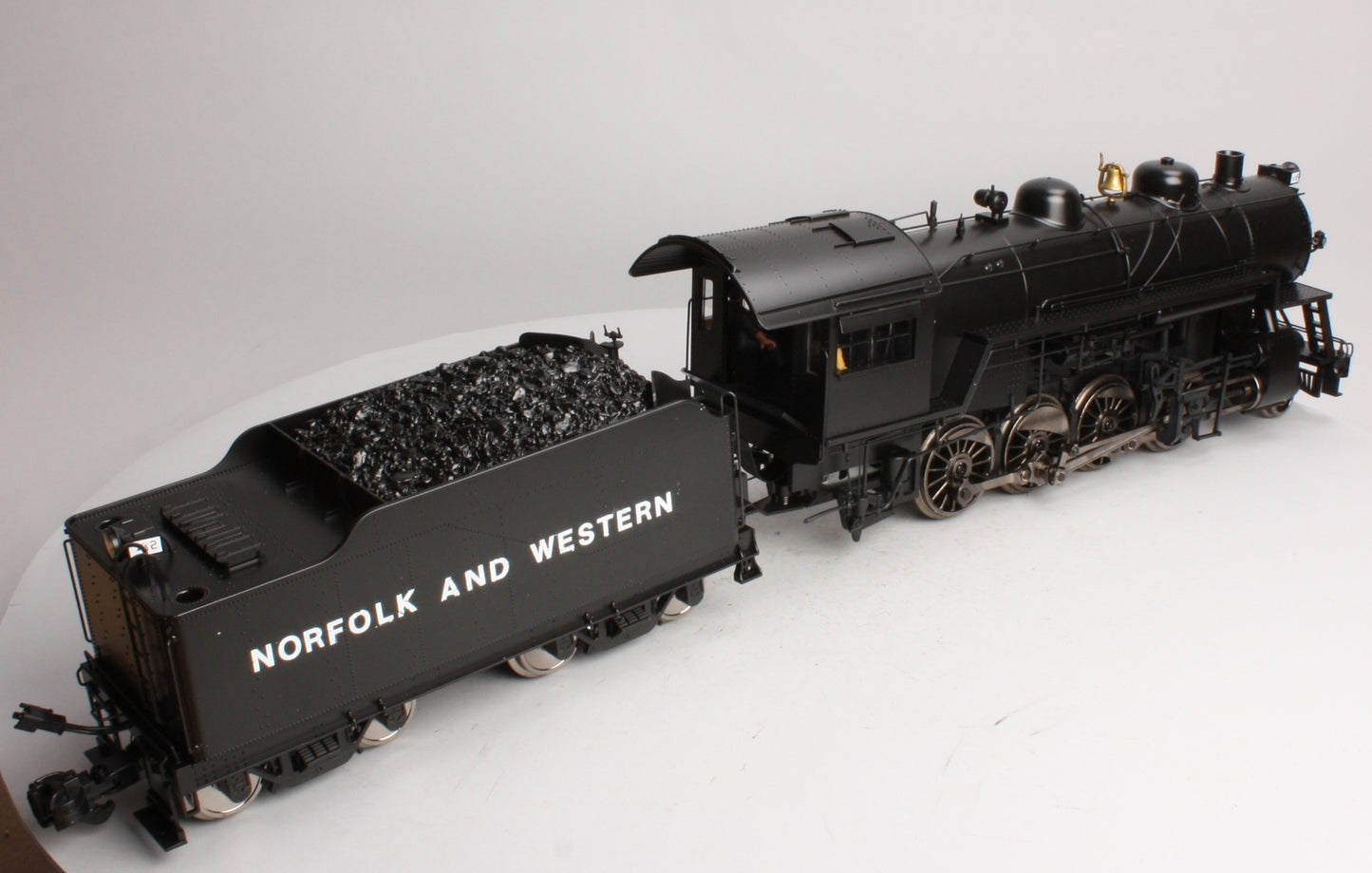 Aristo-Craft 20600 G Undecorated 2-8-0 Consolidation Steam Locomotive