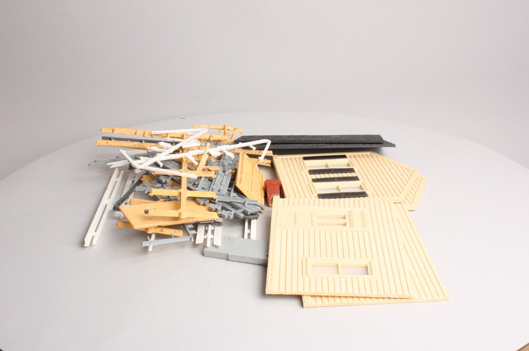 Piko 62239 G Scale Wohnhaus B. Adams House Building Kit