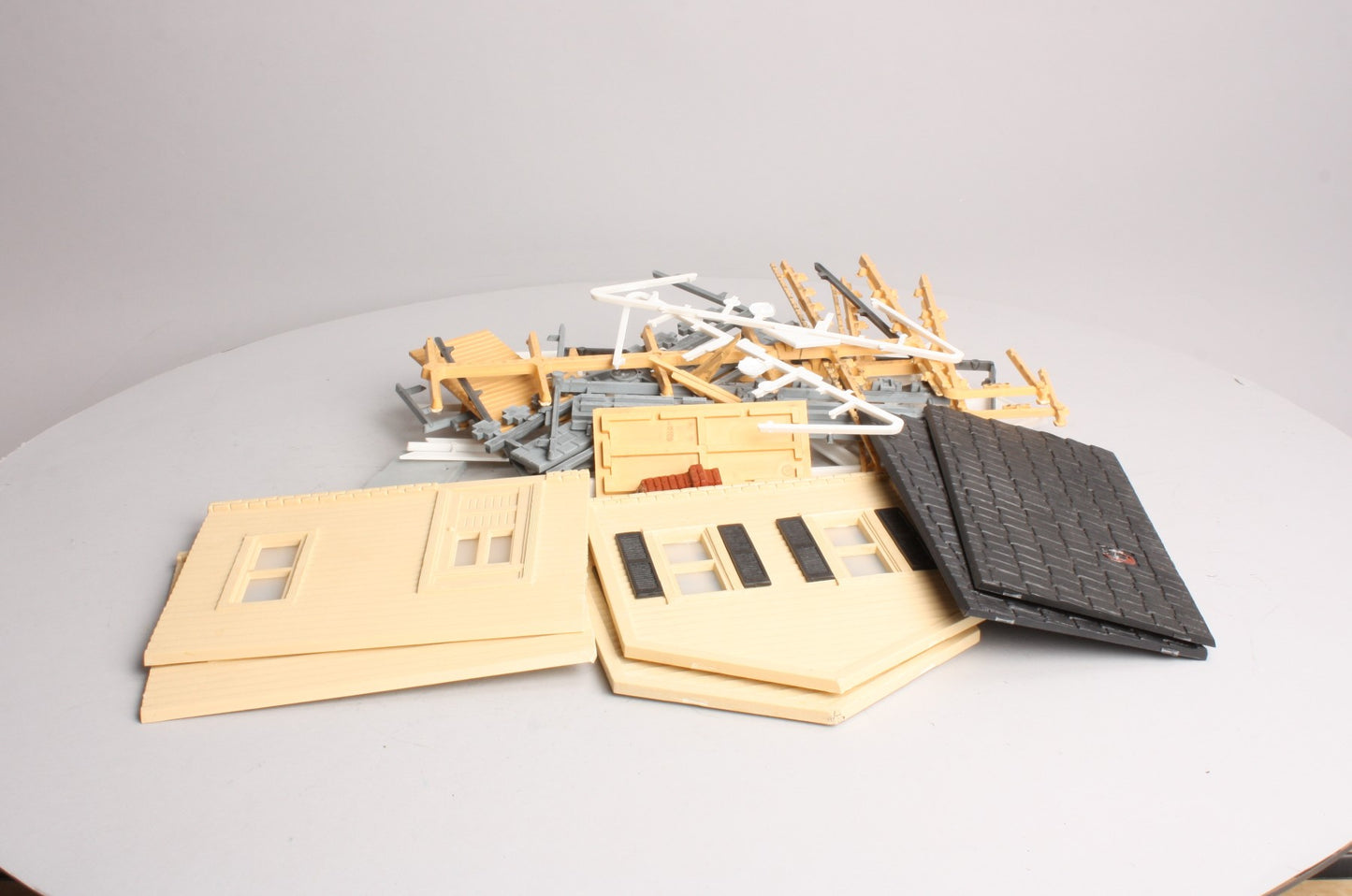 Piko 62239 G Scale Wohnhaus B. Adams House Building Kit