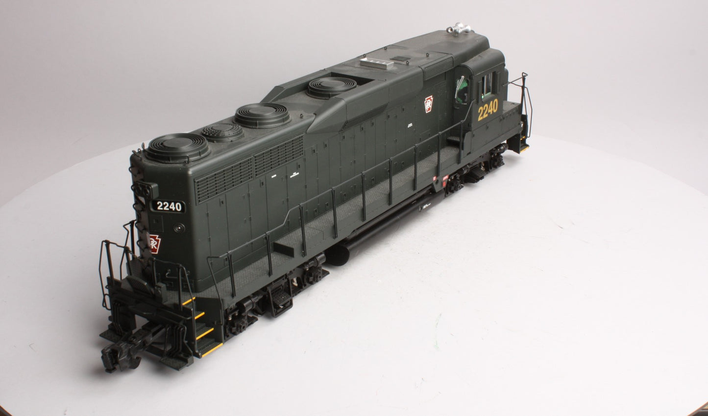 USA Trains R22457 G Pennsylvania GP30 Diesel Locomotive #2223