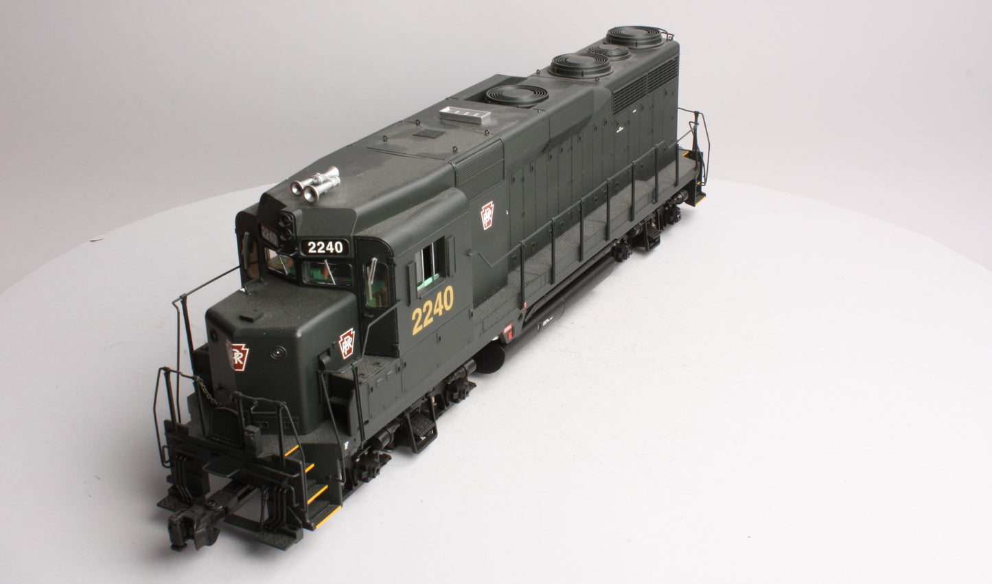 USA Trains R22457 G Pennsylvania GP30 Diesel Locomotive #2223