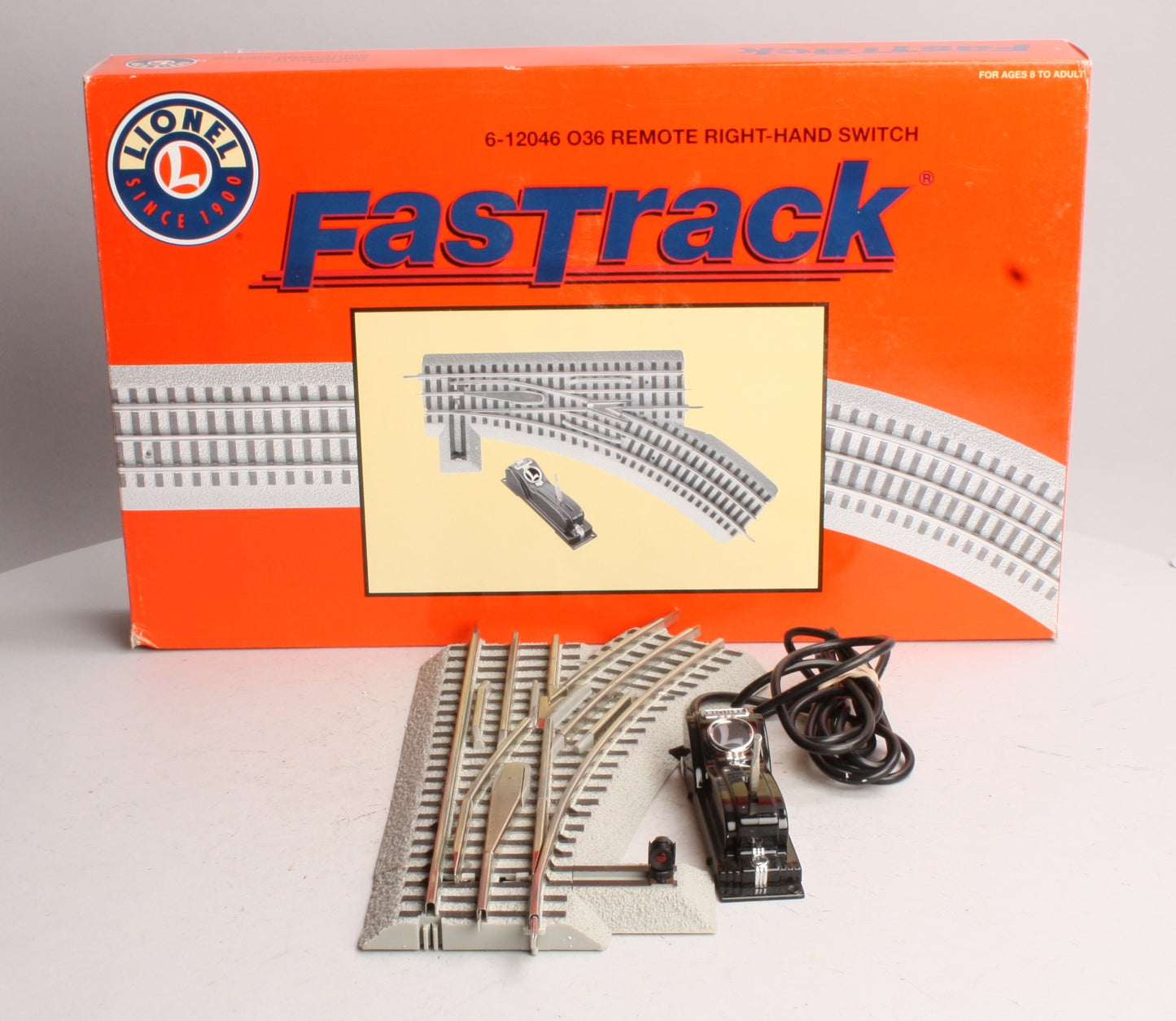 Lionel 6-12046 O Gauge O36 FasTrack Right Hand Remote-Control Switch Turnout