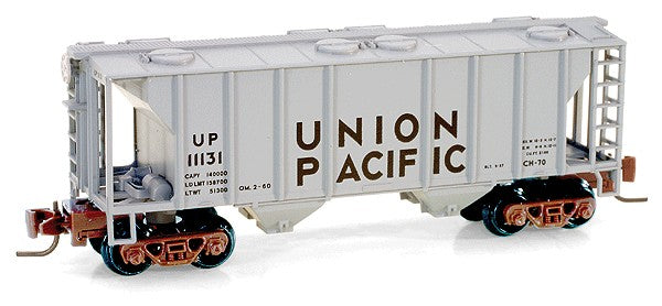 Micro-Trains 53100081 Z Union Pacific PS-2 2-Bay 70-Ton Covered Hopper #11131