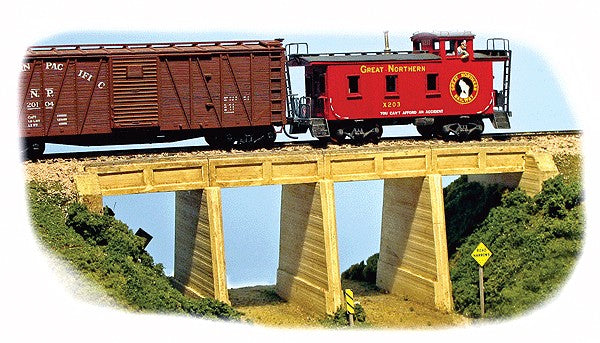 Monroe Models 2002 Single Track Concrete Bridge