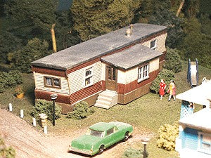 NuComp Miniatures 871005 Mobile Home with Tip-Out Building Kit