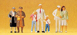 Preiser 10325 HO Shopping Promenade Figures (Set of 7)