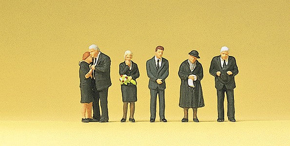 Preiser 10521 HO Scale Funeral Attendees Figures (Trauende)) (Set of 6)