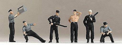 Preiser 16885 HO Tank Crew at Maintenance Work Figures (Set of 6)