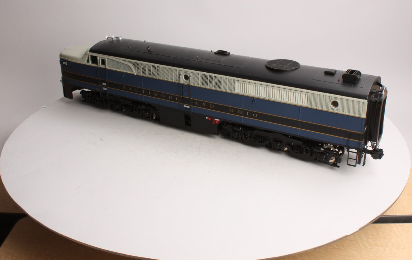 USA Trains 22501 G Baltimore & Ohio ALCO PA-1 Diesel Locomotive