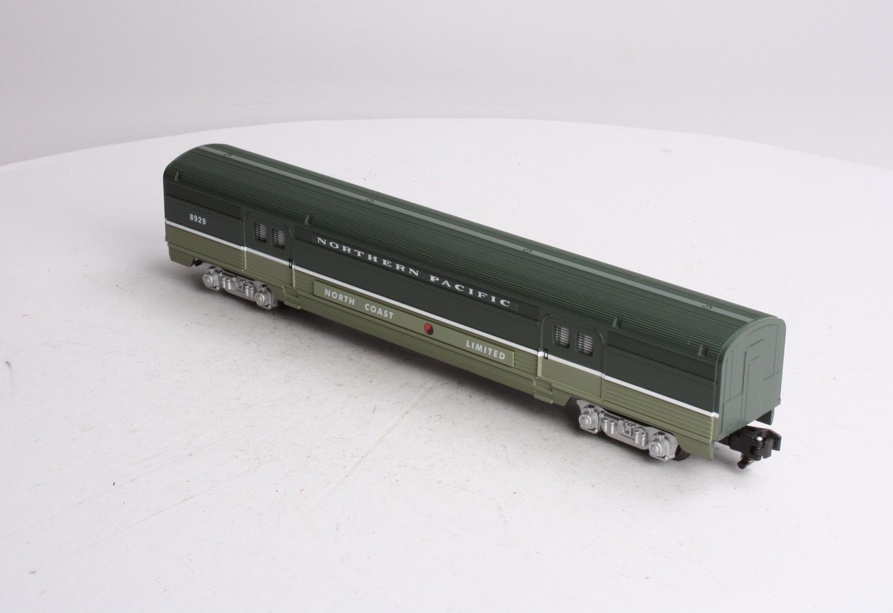 American Flyer 6-49935 S Gauge Northern Pacific Baggage Car #8929 (Add-On)