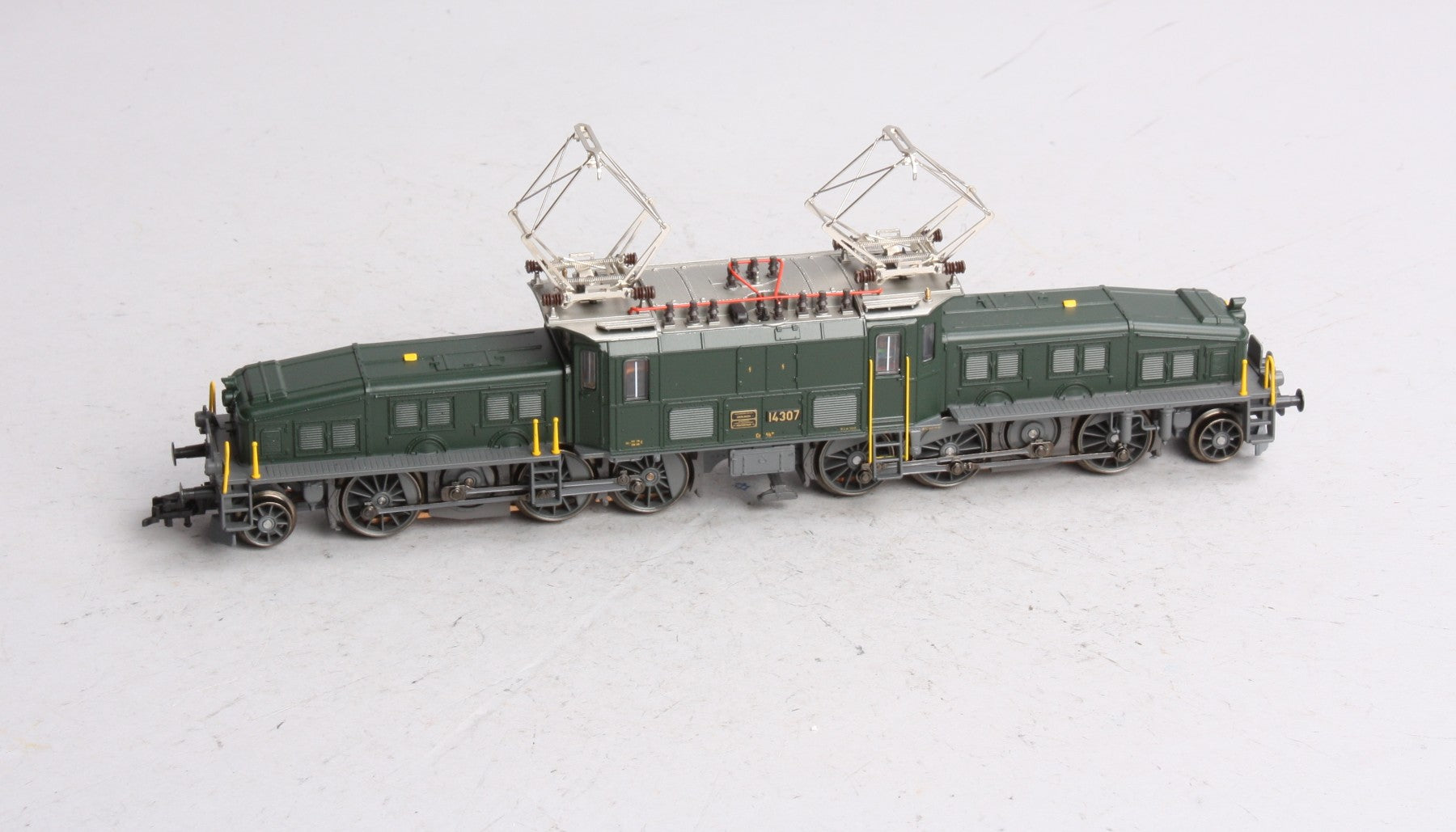 Locomotive Trix 22329 Crocodile De 6/6, époque III, H0, Analogique, Moulage Métallique, Comme Neuve